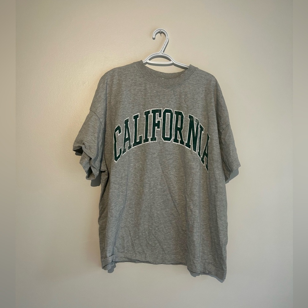 H&M California Graphic Tee - Size XL
